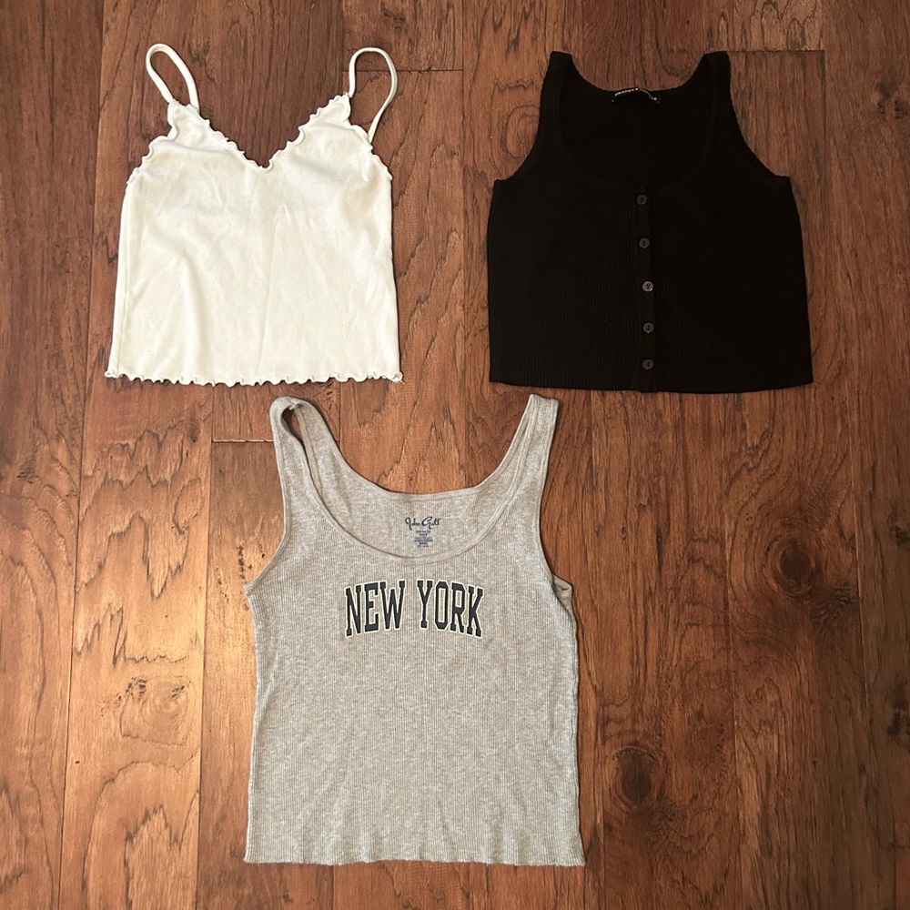 Brandy Melville Tank Tops